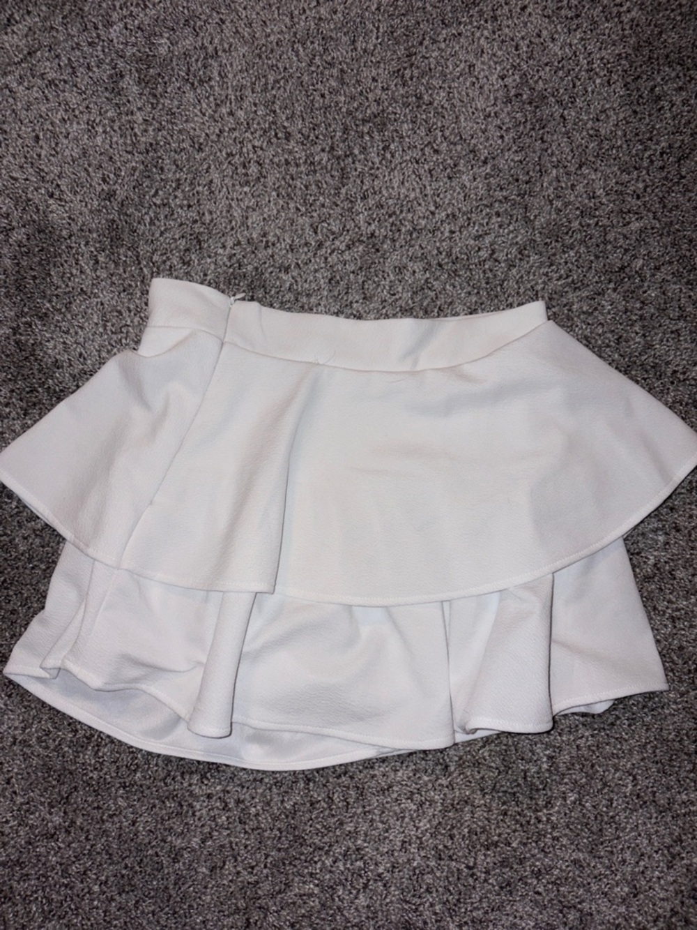 SHEIN White Tiered Ruffle Skater Skort